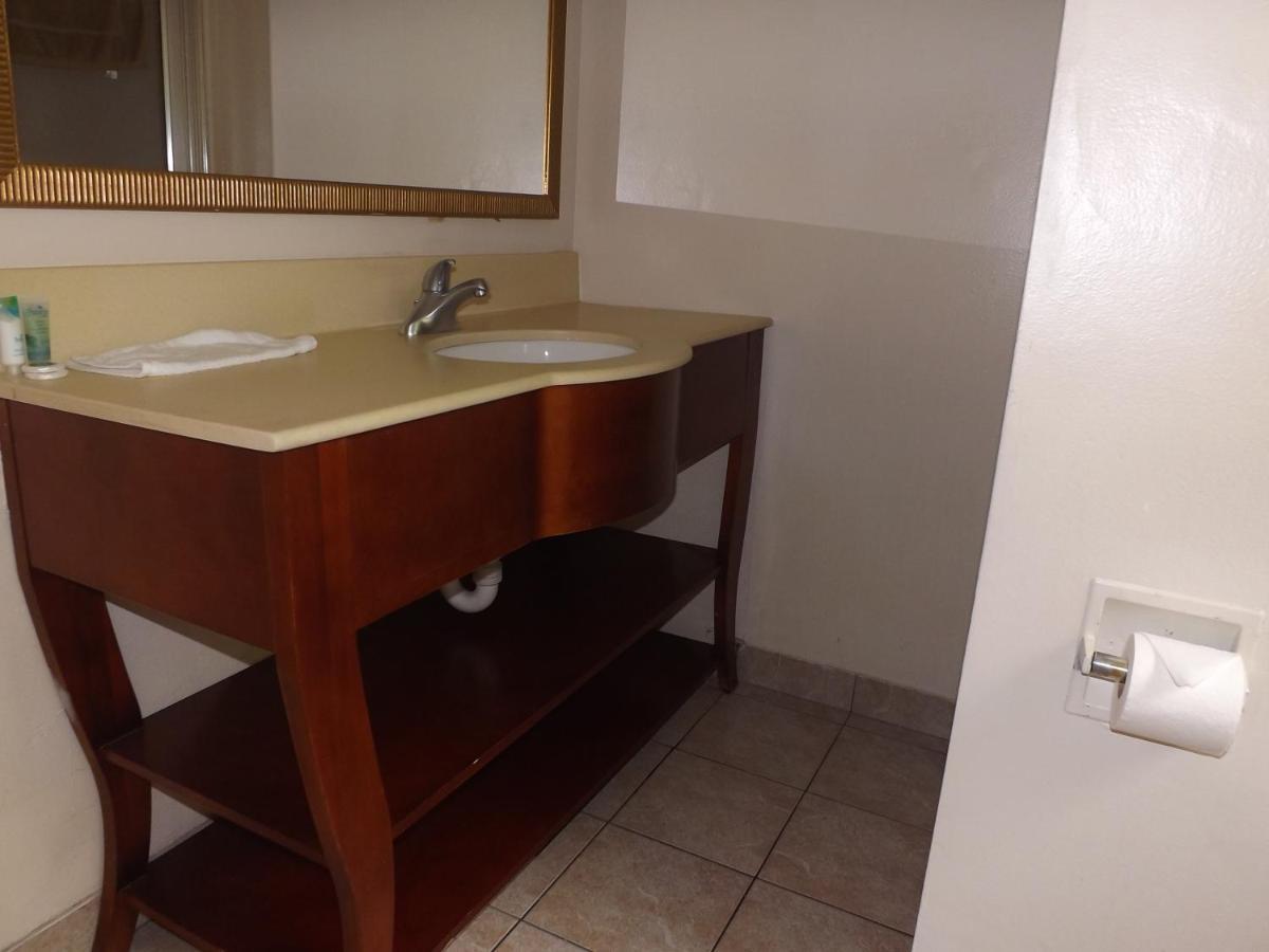 Lake Side Lodge Lake Worth Beach Bagian luar foto