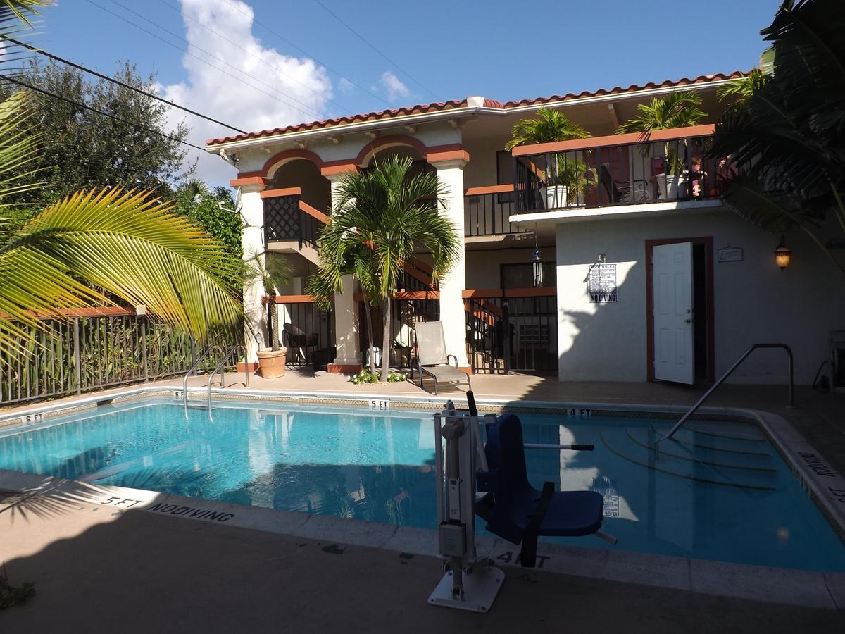 Lake Side Lodge Lake Worth Beach Bagian luar foto
