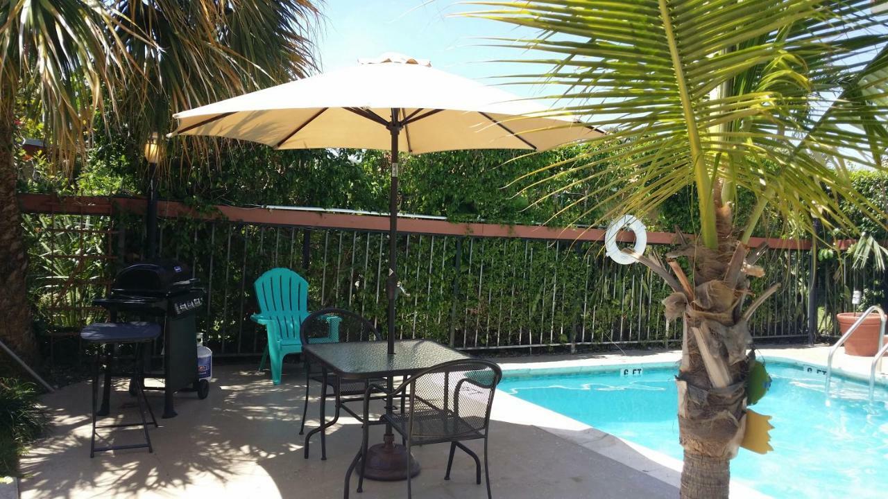 Lake Side Lodge Lake Worth Beach Bagian luar foto