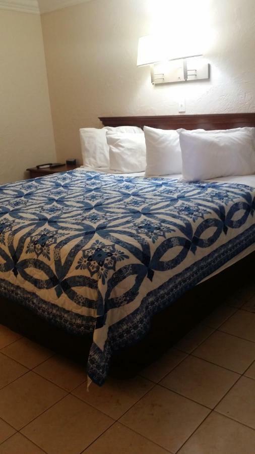 Lake Side Lodge Lake Worth Beach Bagian luar foto