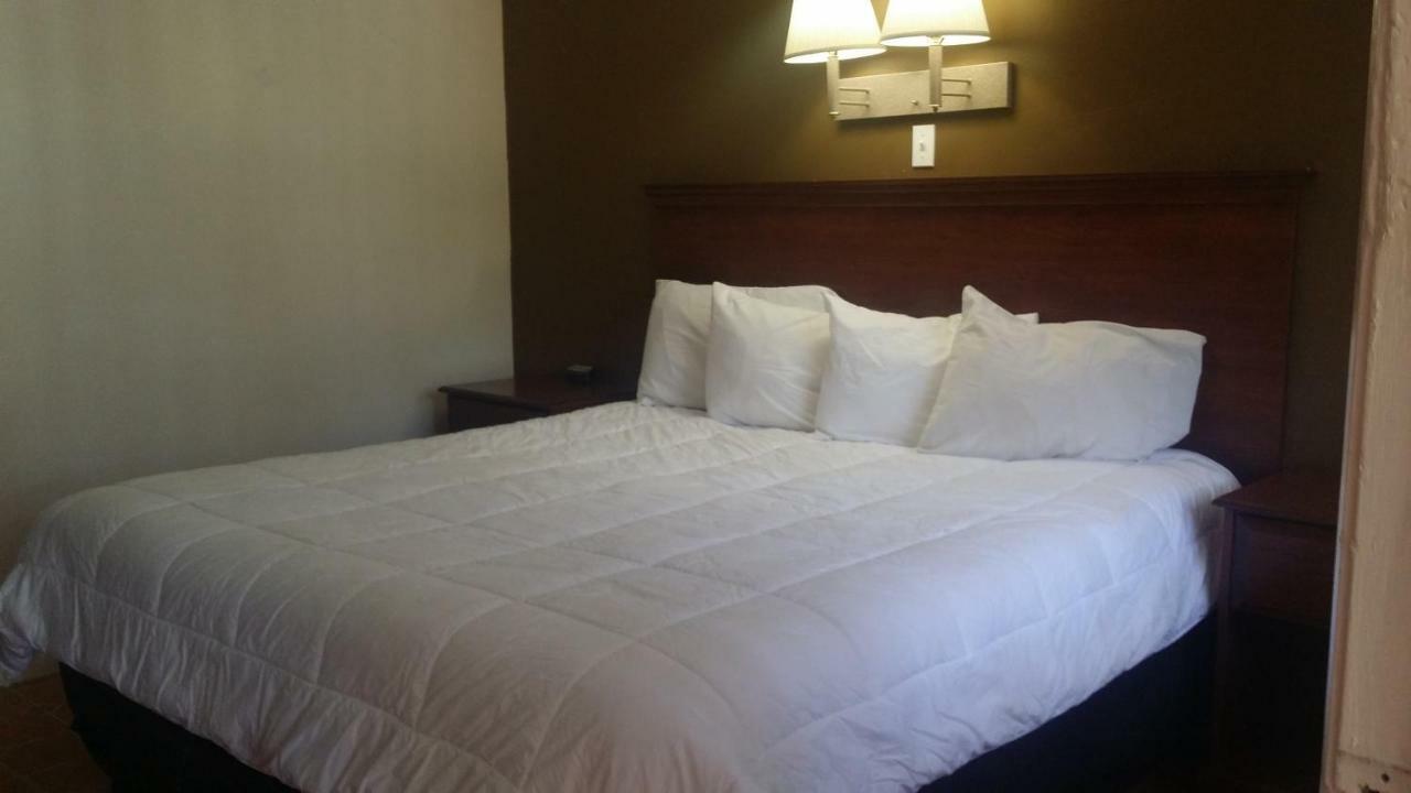 Lake Side Lodge Lake Worth Beach Bagian luar foto