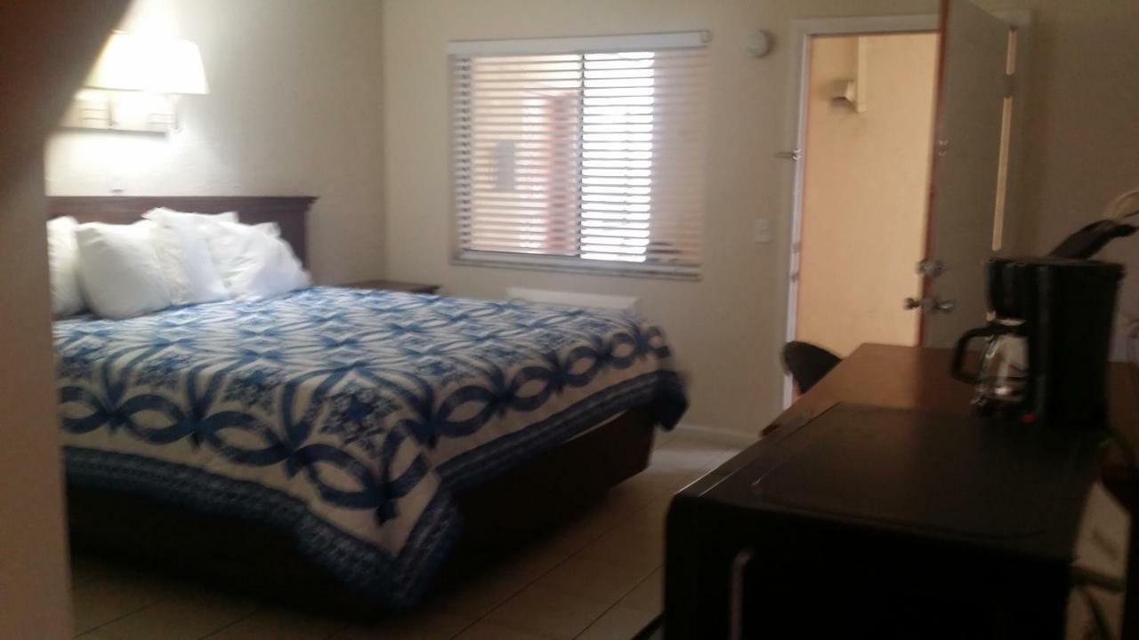 Lake Side Lodge Lake Worth Beach Bagian luar foto