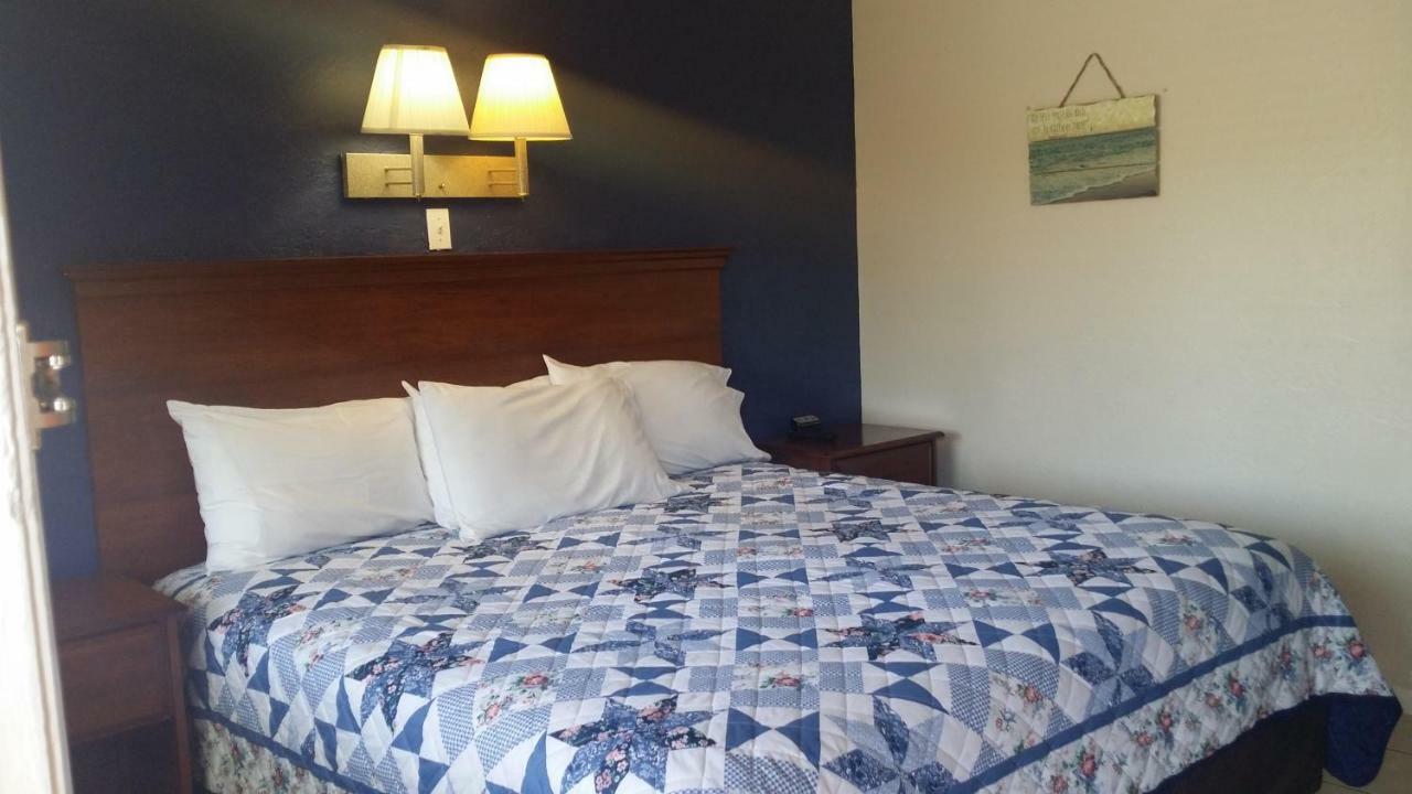 Lake Side Lodge Lake Worth Beach Bagian luar foto