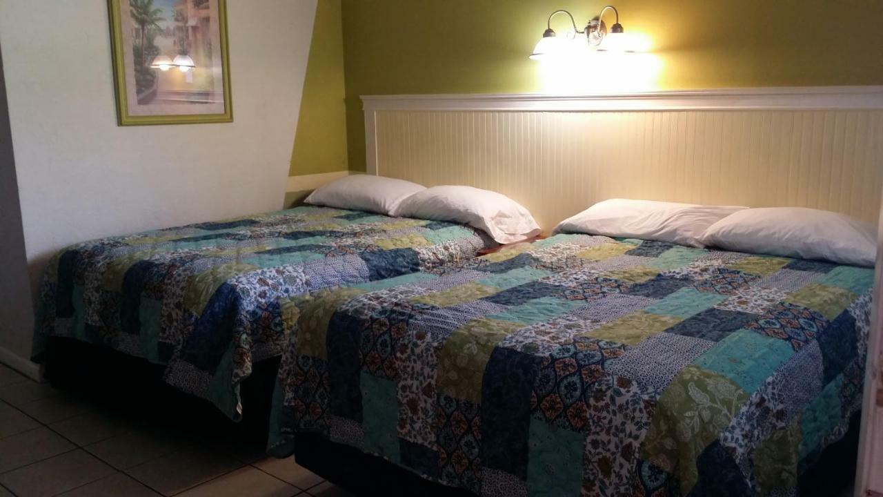 Lake Side Lodge Lake Worth Beach Bagian luar foto